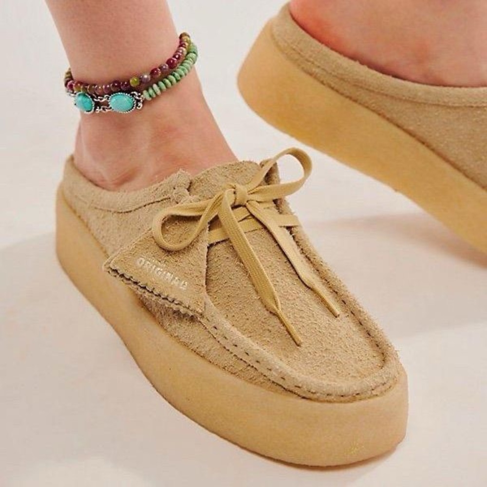 Clark’s Wallabee Cup lo slip-ons